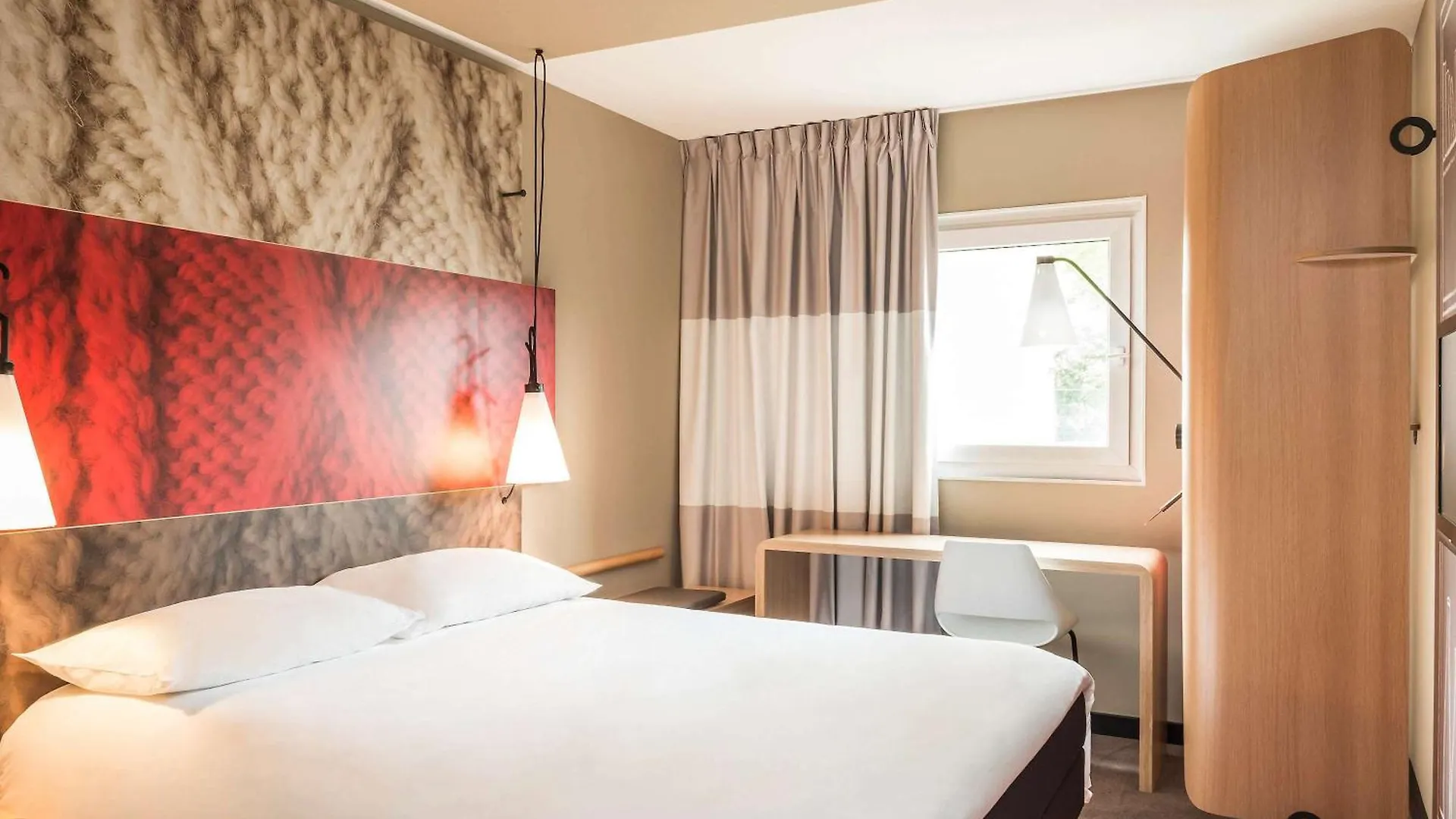 Ibis Paris Porte D'Orleans Montrouge