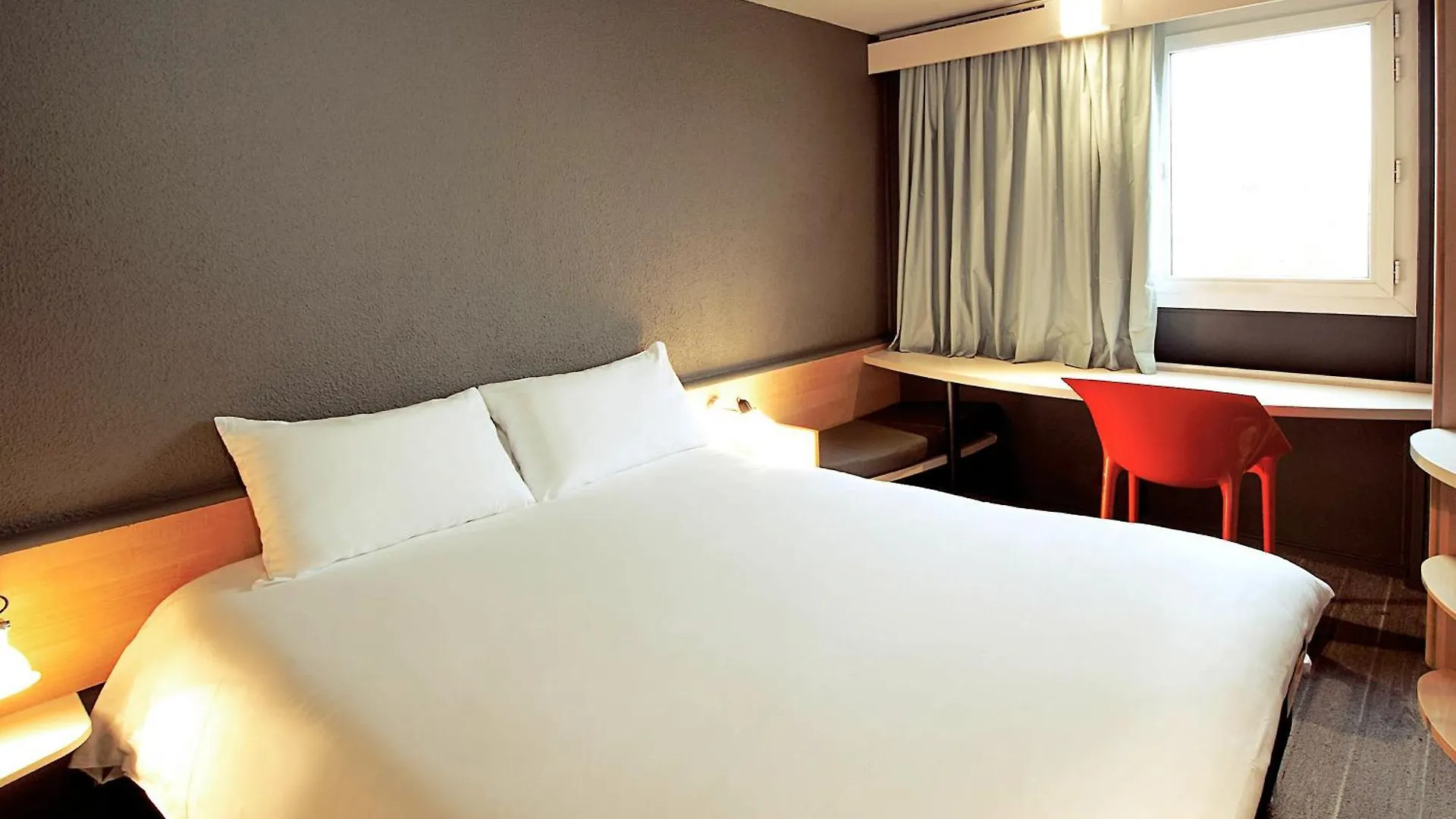 Ibis Paris Porte D'Orleans Montrouge França